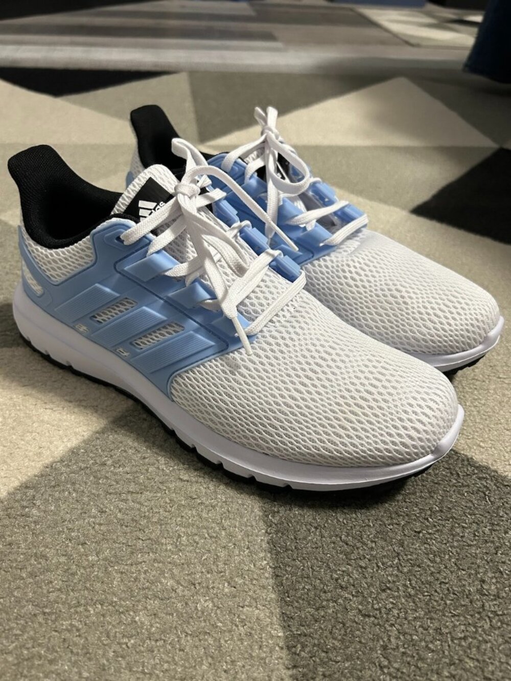 Adidas EUC Ultimashow Running Sneakers Cloud White/Blue Dawn Women's Size 9.5